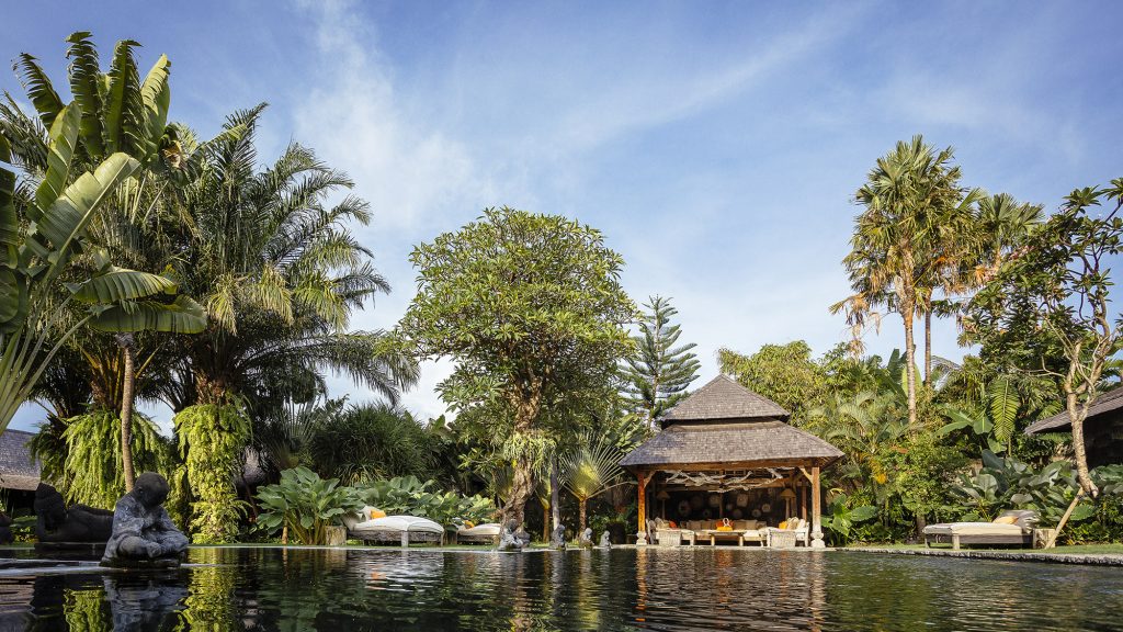 Villa Zelie - Pool scenery