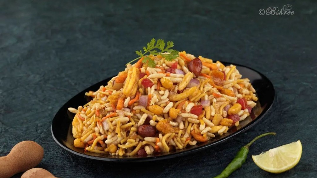 Bhelpuri, a puffed rice dish from India